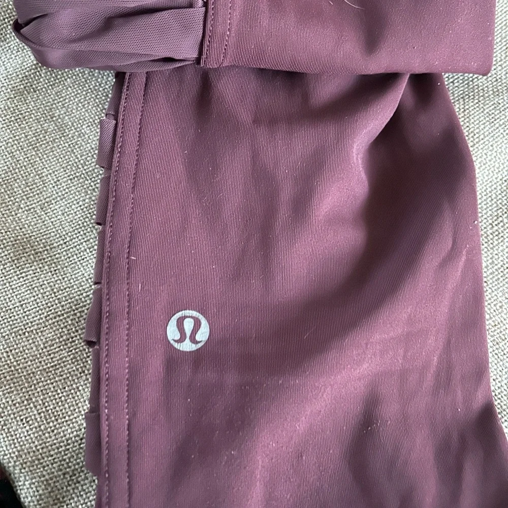 Lululemon Crops - Activity: Running - Picture 3 of 9